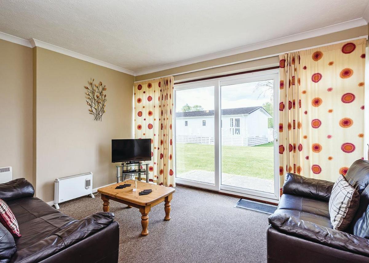 Broadlands Park And Marina Hotel Pakefield Kamer foto